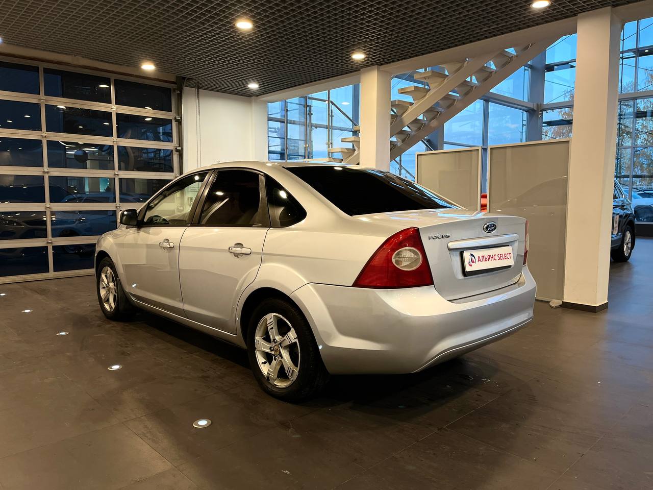 FORD FOCUS