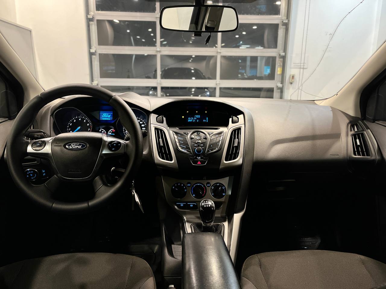FORD FOCUS
