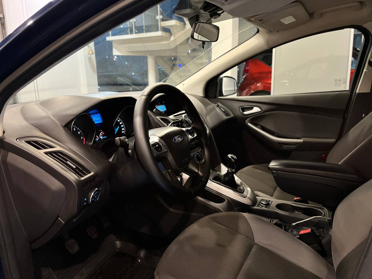 FORD FOCUS