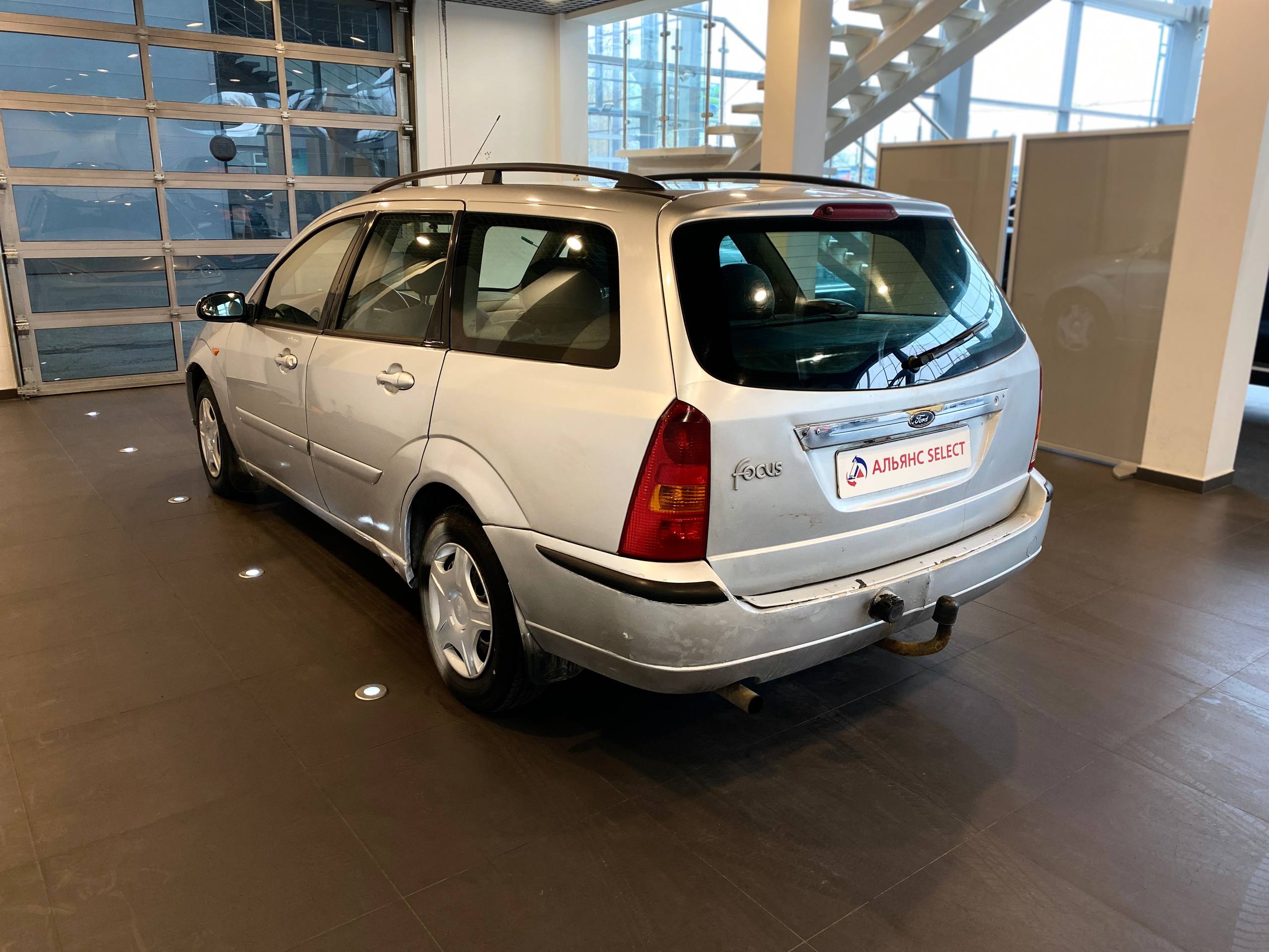 FORD FOCUS