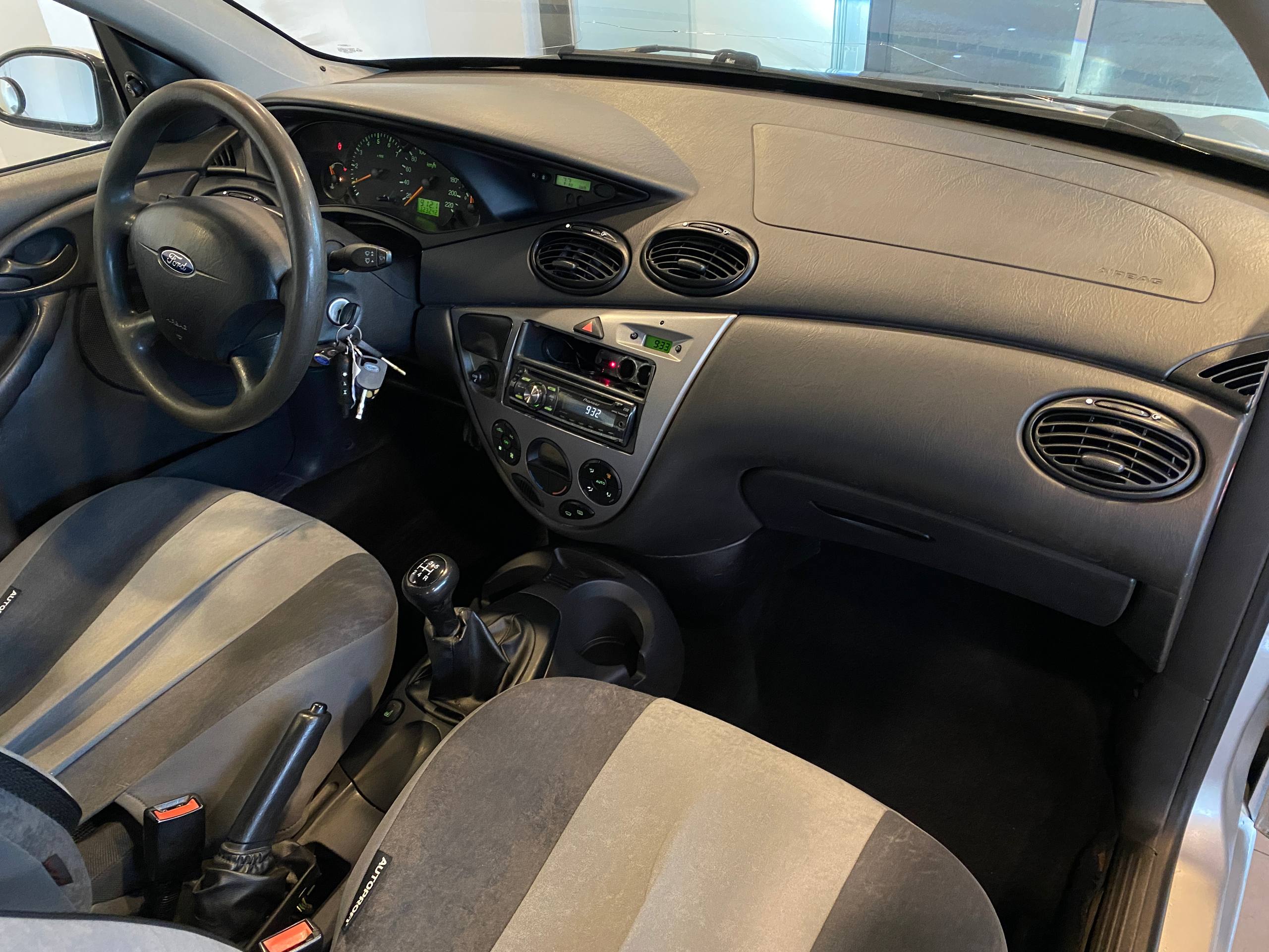 FORD FOCUS