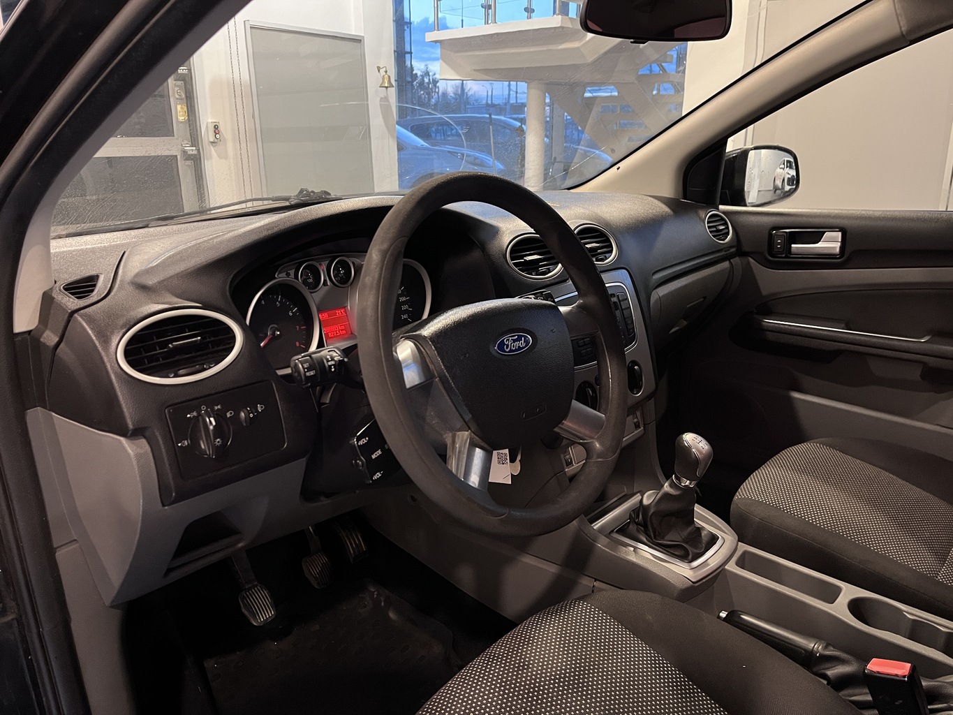 FORD FOCUS