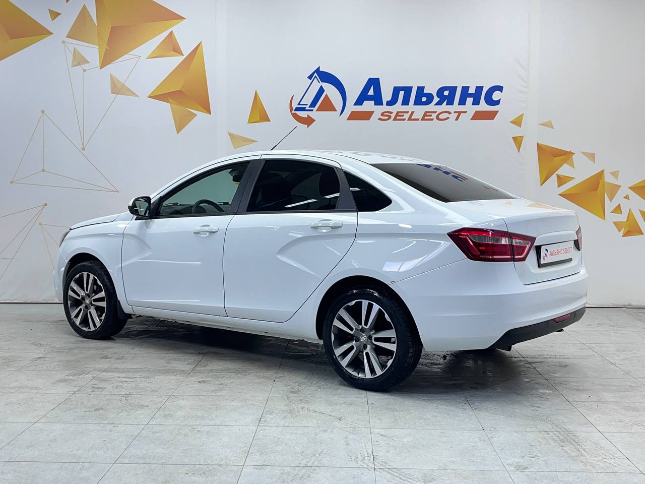 LADA VESTA