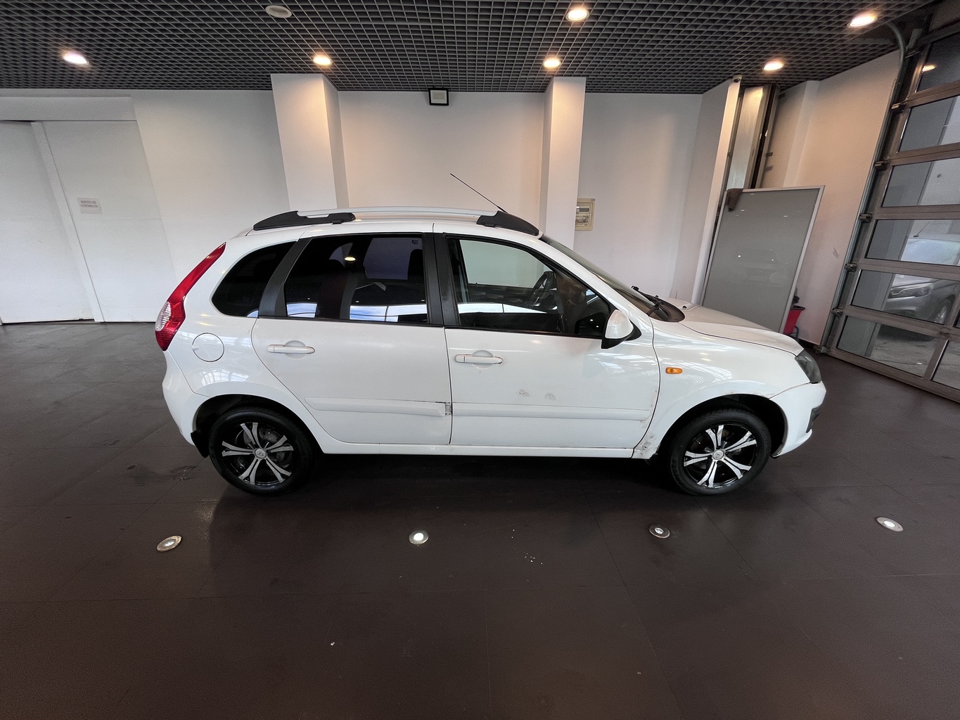 LADA KALINA