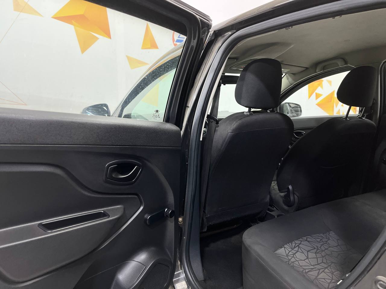 LADA XRAY