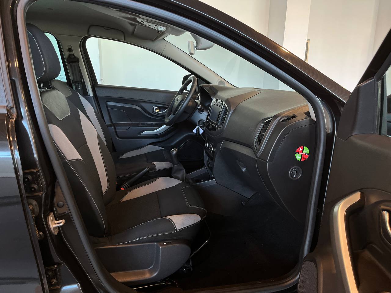 LADA XRAY