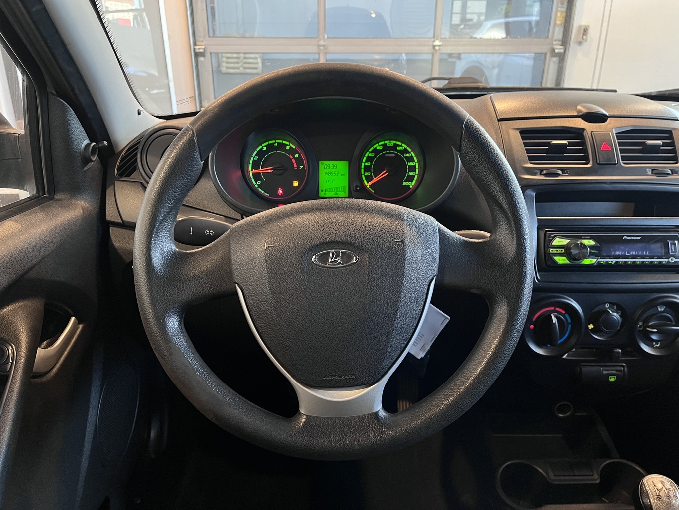 LADA KALINA