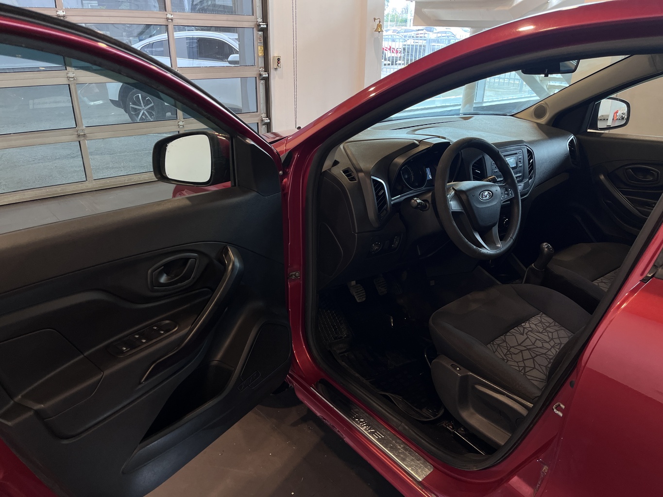 LADA XRAY