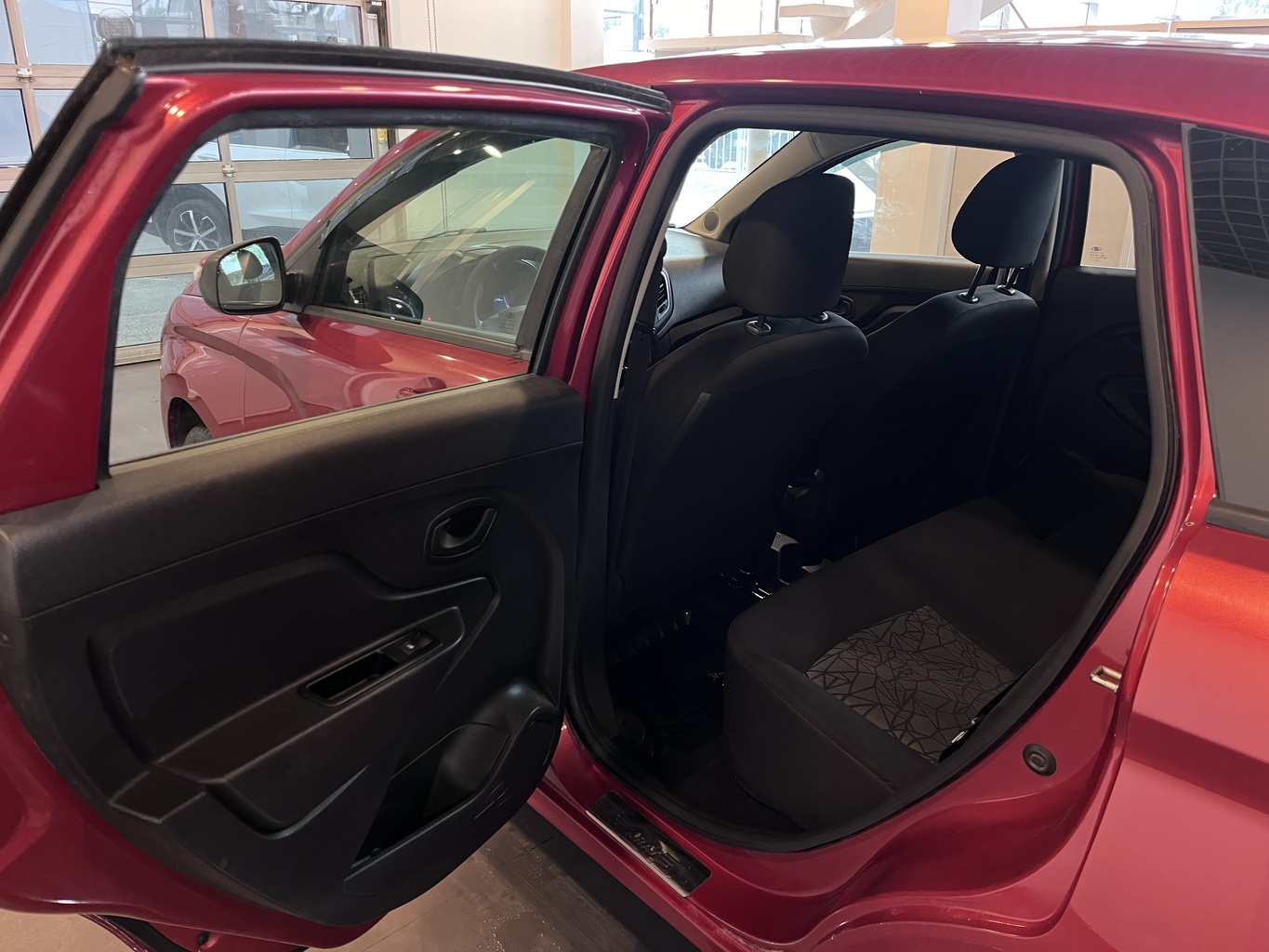 LADA XRAY