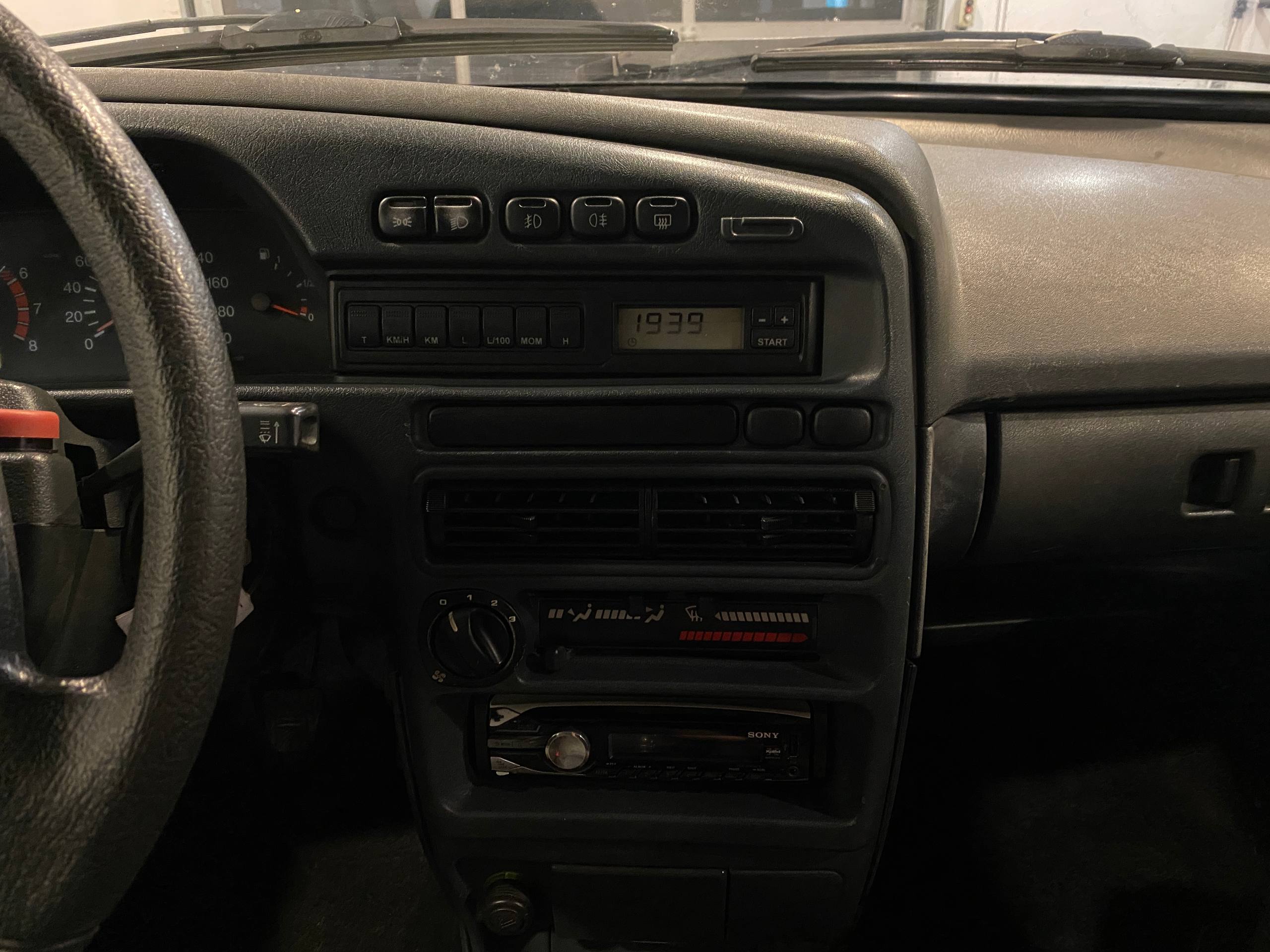 LADA 2115