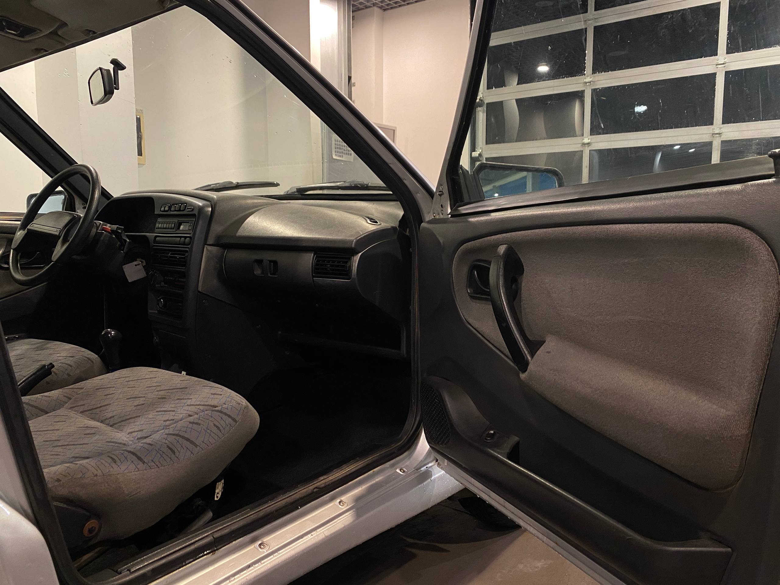 LADA 2115