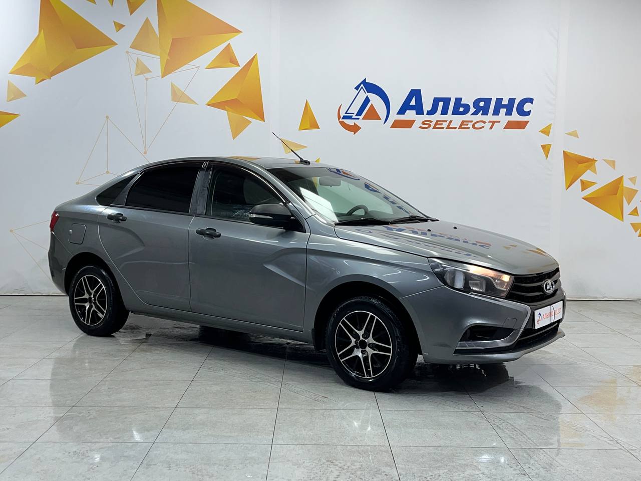 LADA VESTA