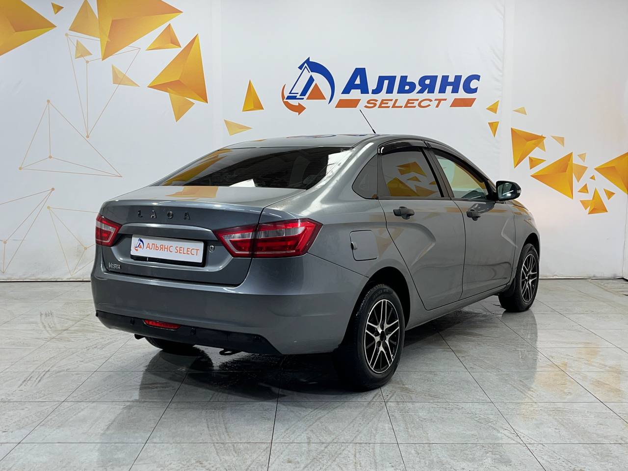 LADA VESTA