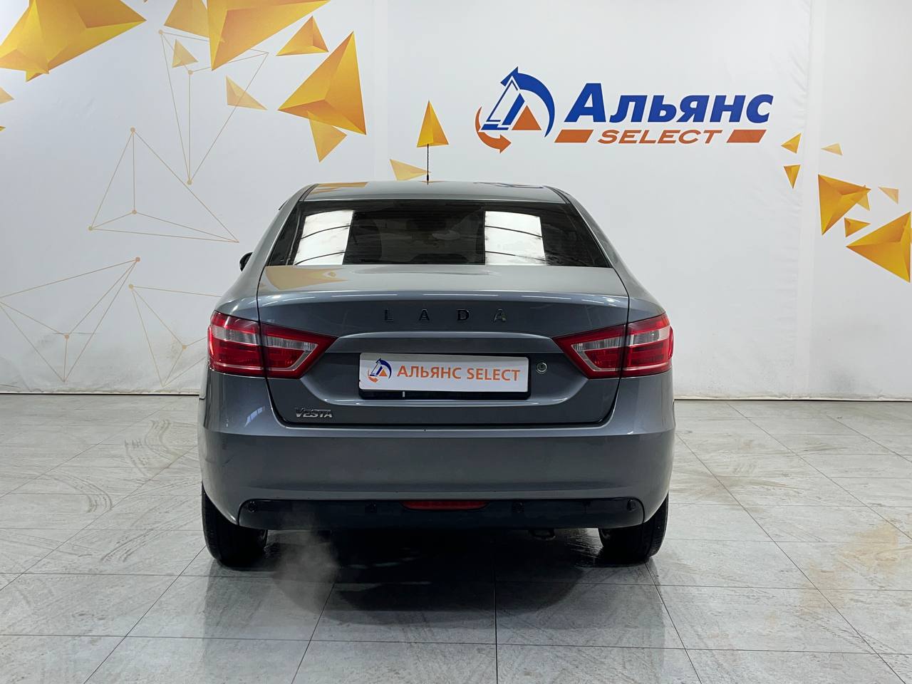 LADA VESTA