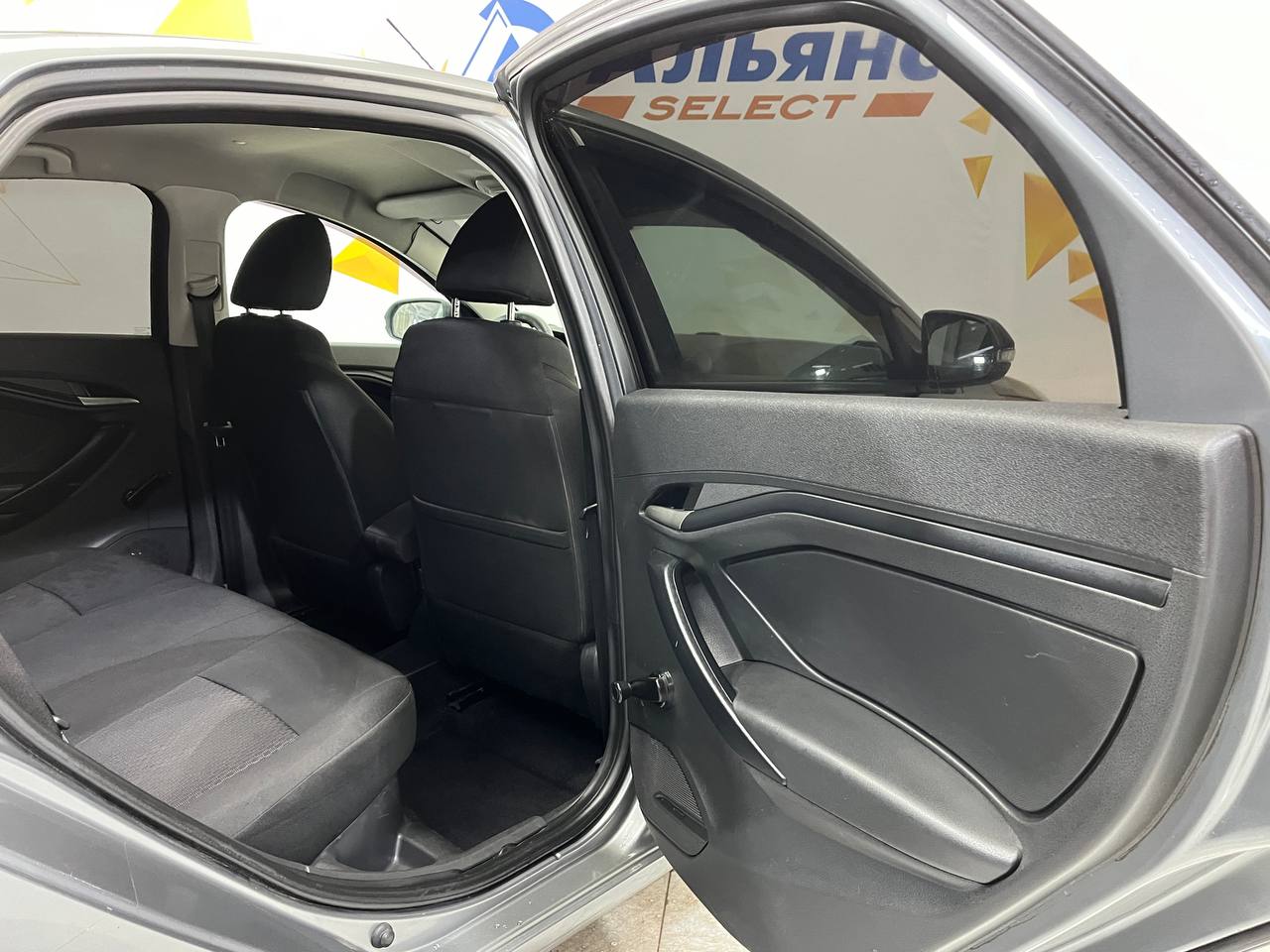 LADA VESTA