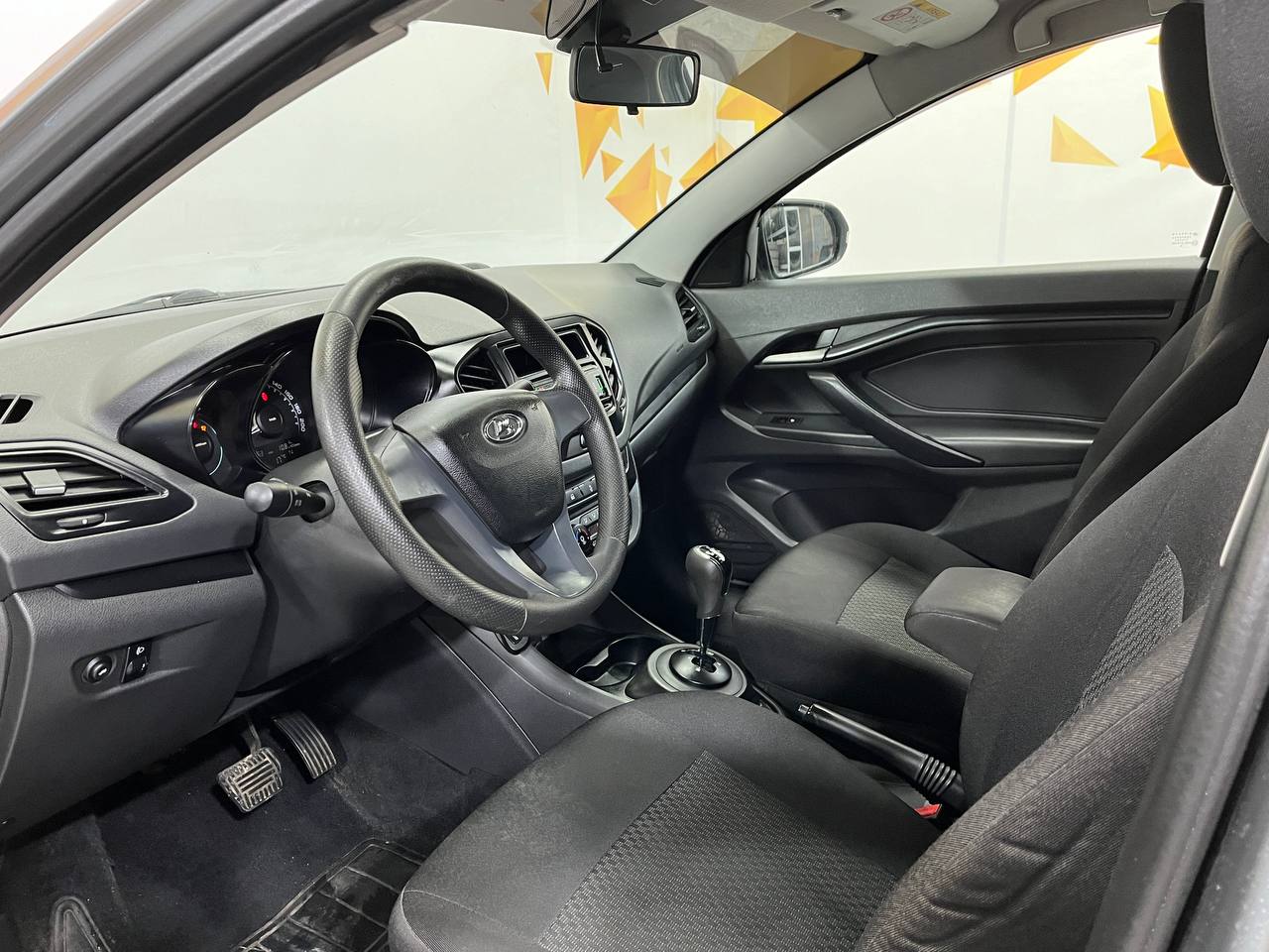 LADA VESTA