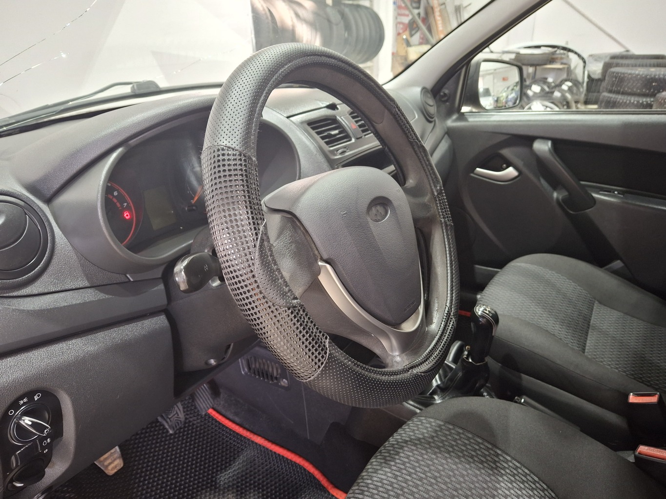 LADA KALINA