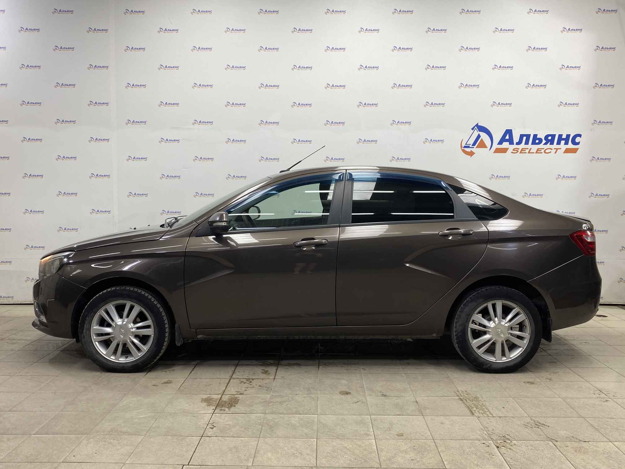 LADA VESTA
