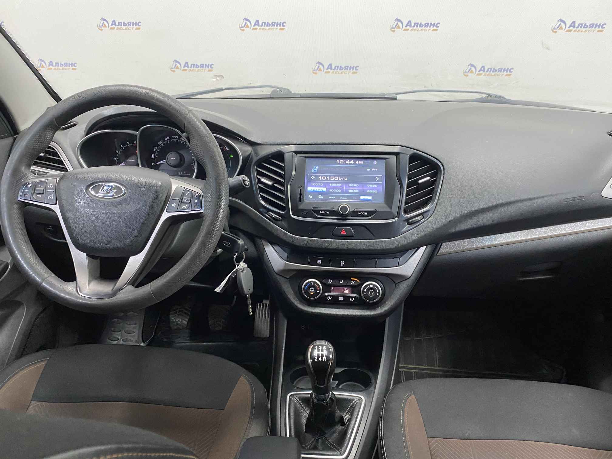 LADA VESTA