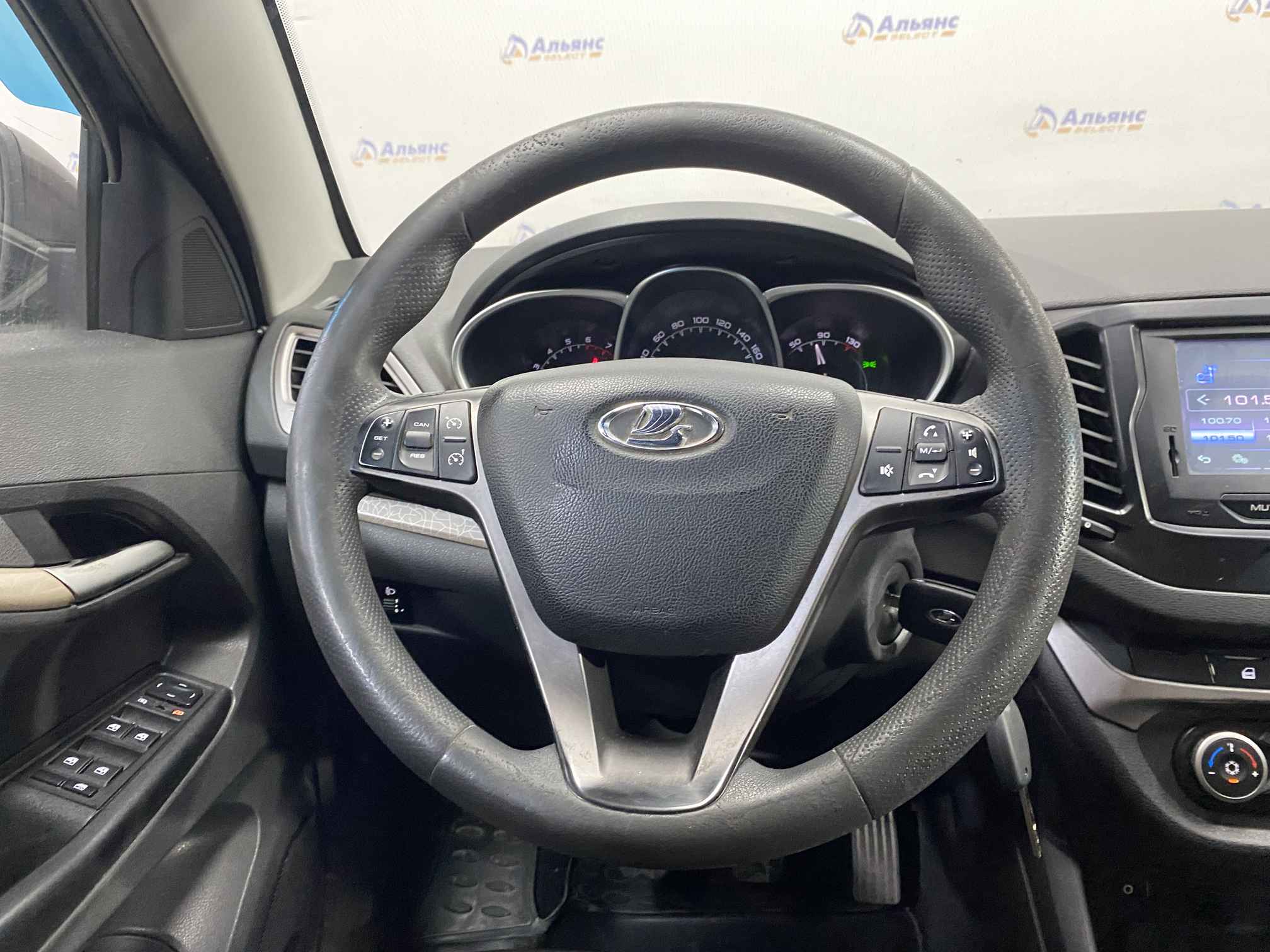 LADA VESTA