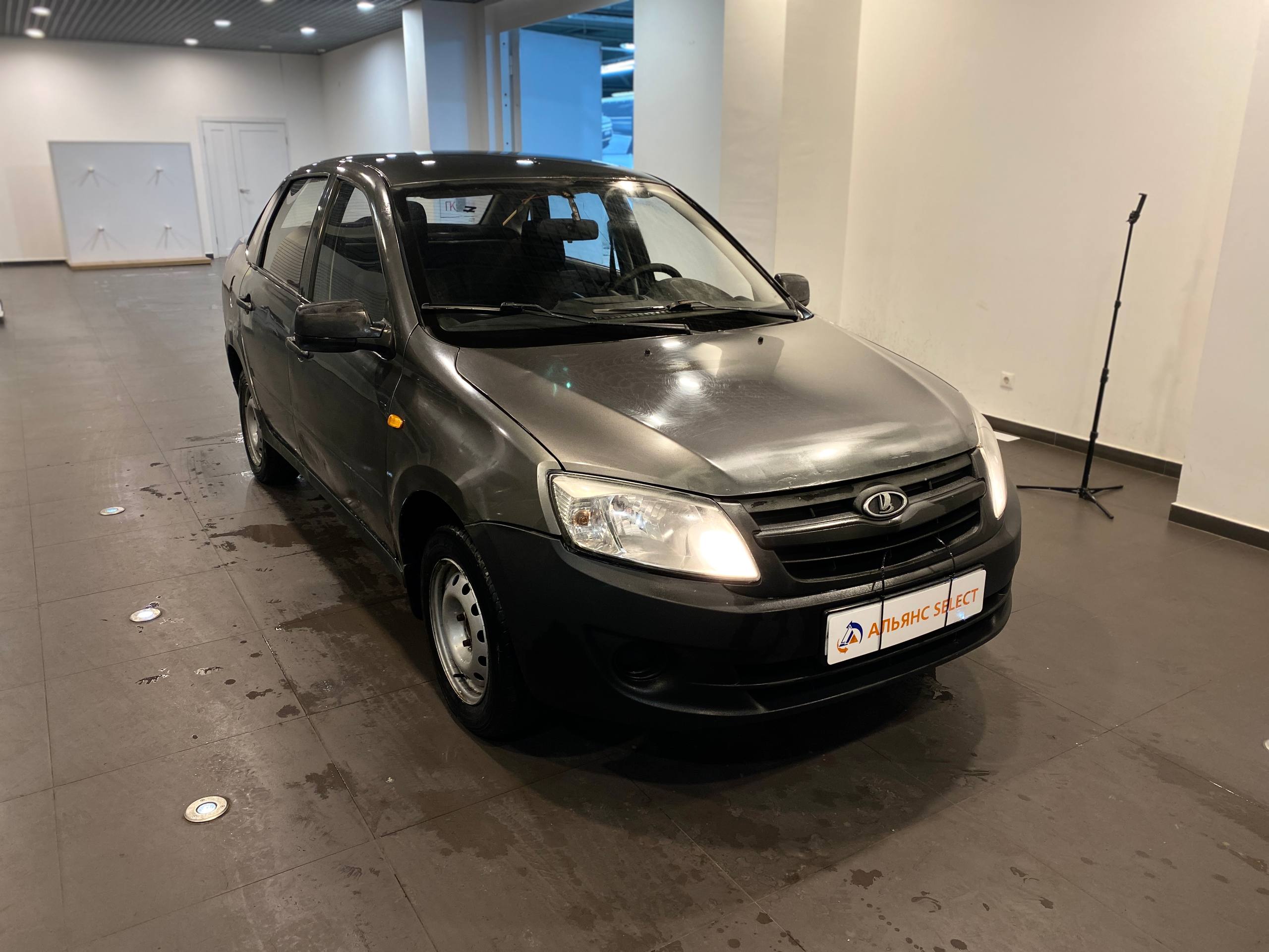 LADA GRANTA