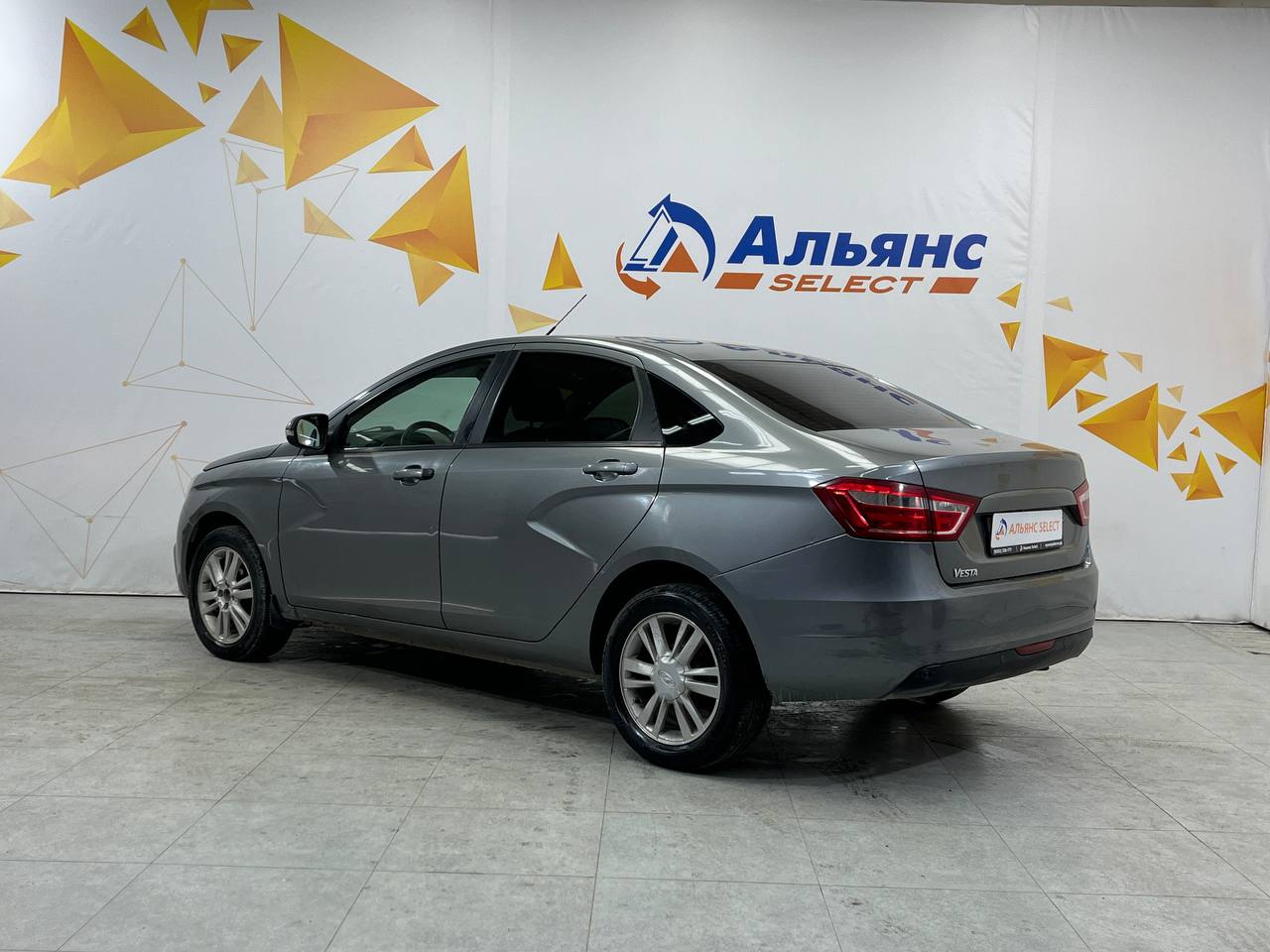 LADA VESTA
