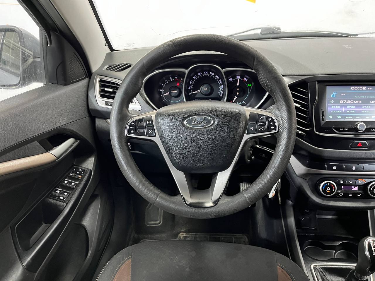 LADA VESTA