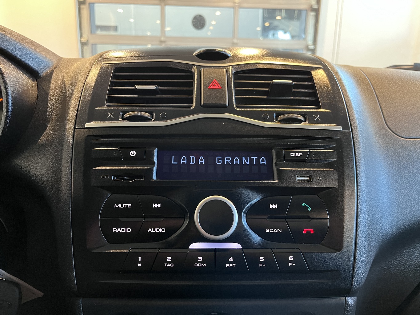 LADA GRANTA