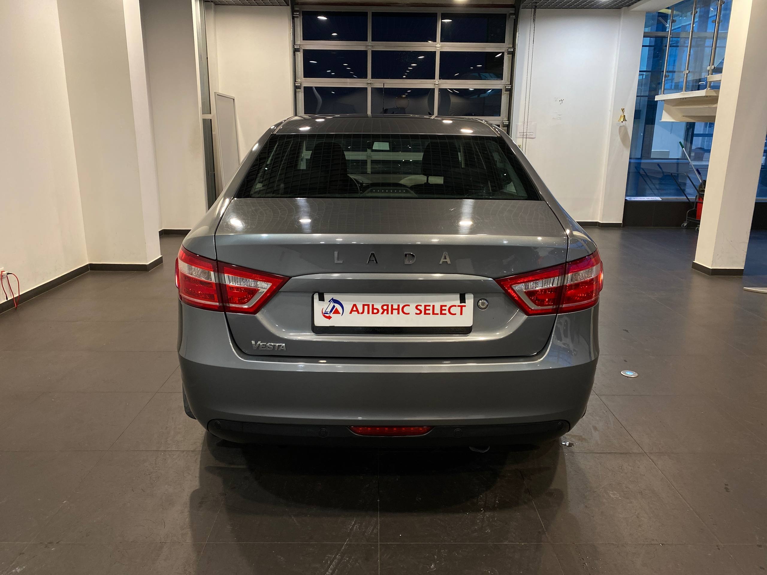 LADA VESTA