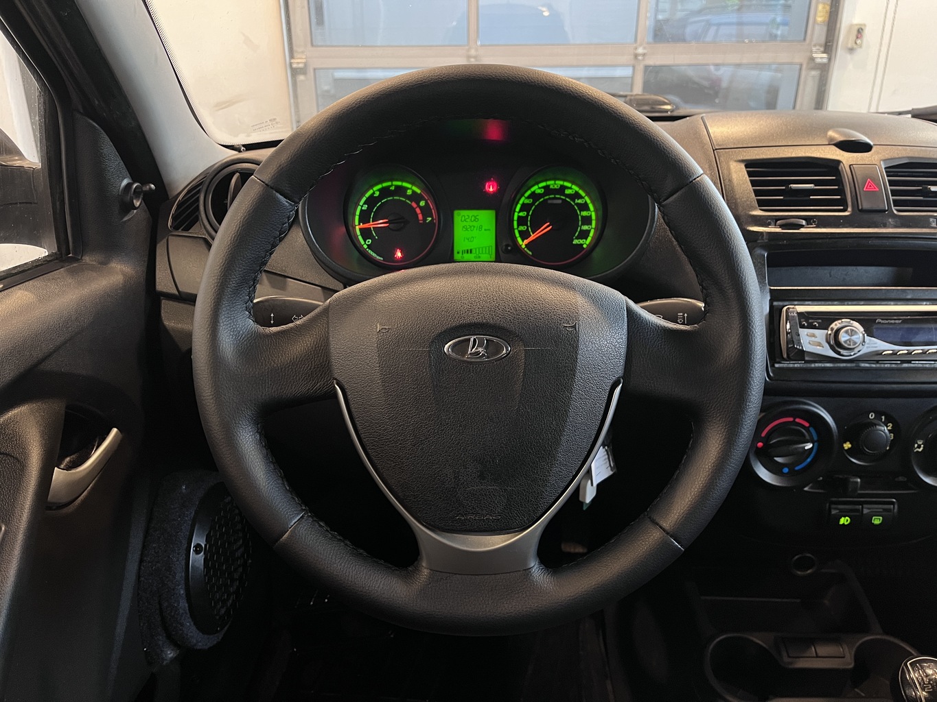 LADA KALINA