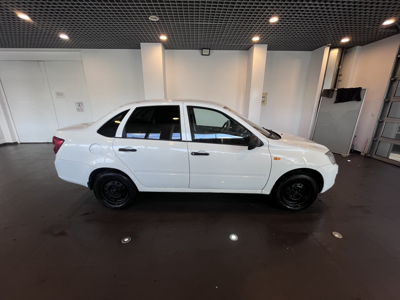 LADA GRANTA