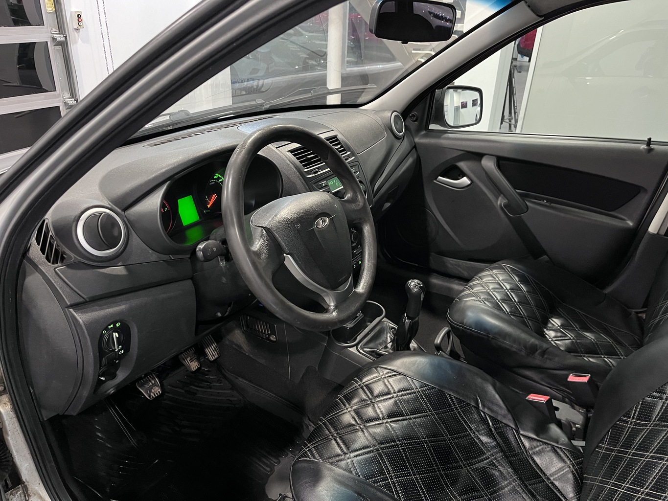 LADA KALINA