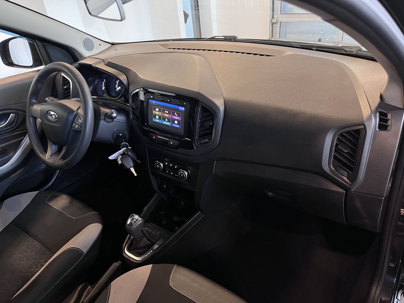 LADA XRAY