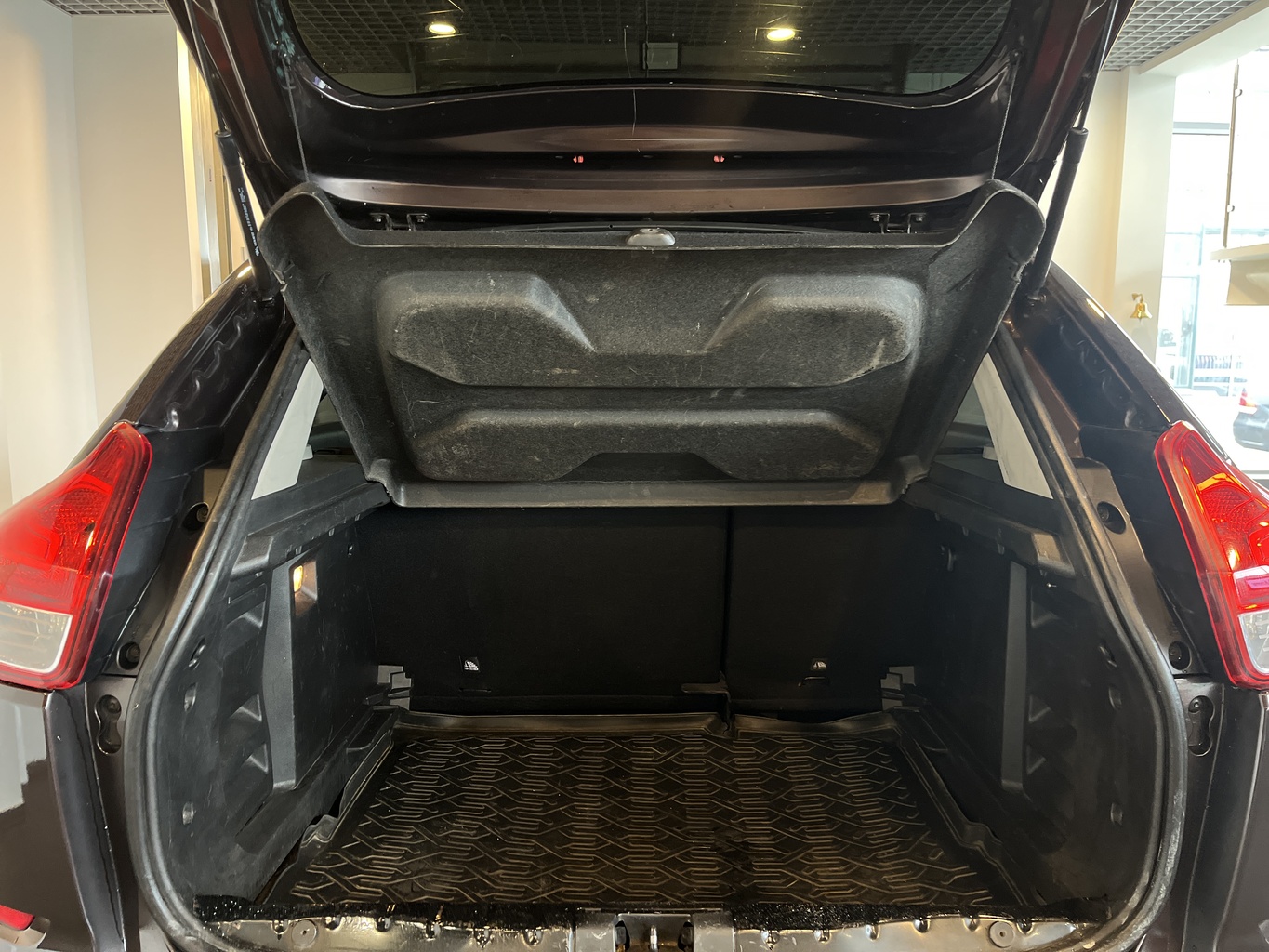 LADA XRAY