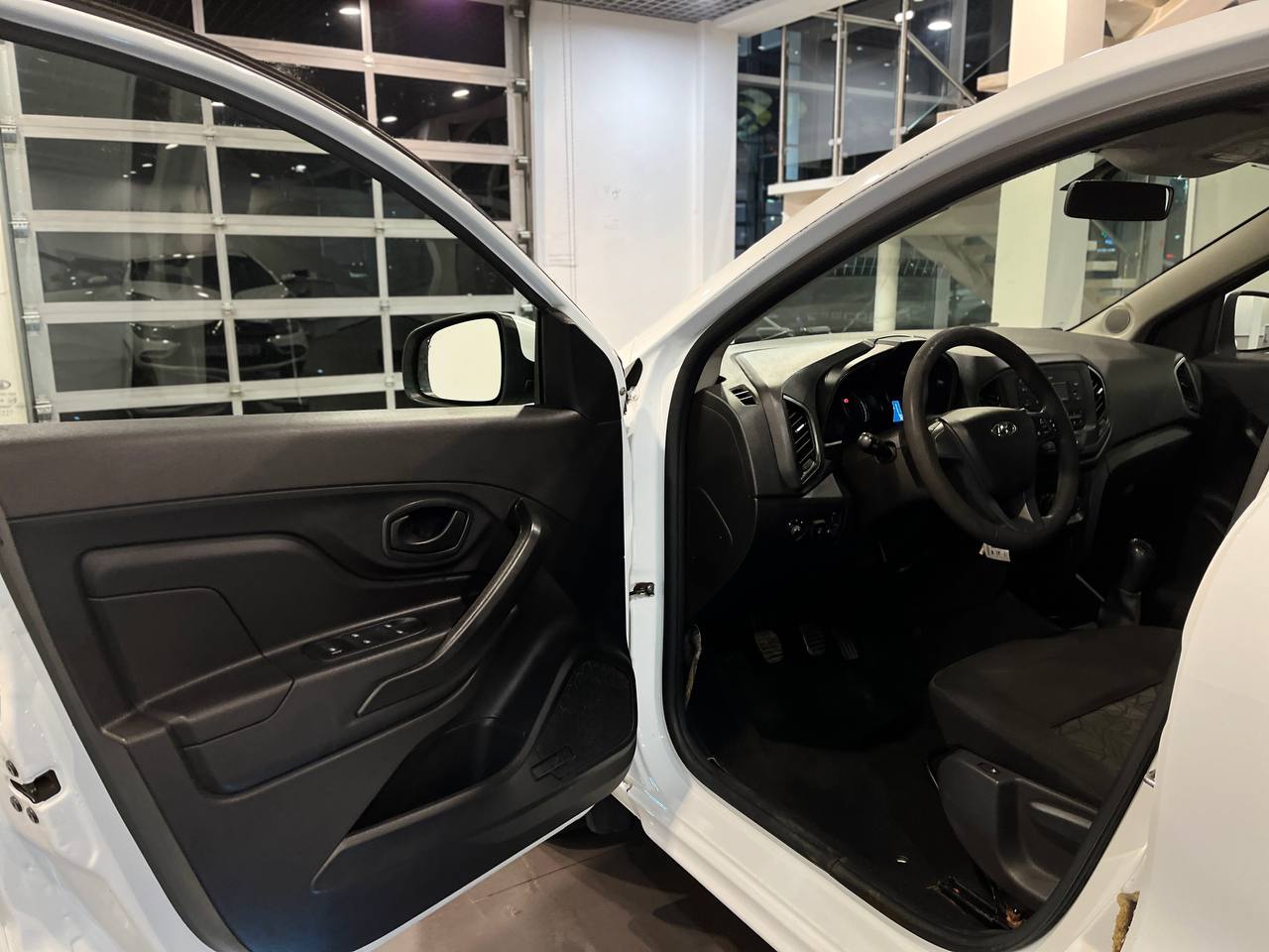 LADA XRAY