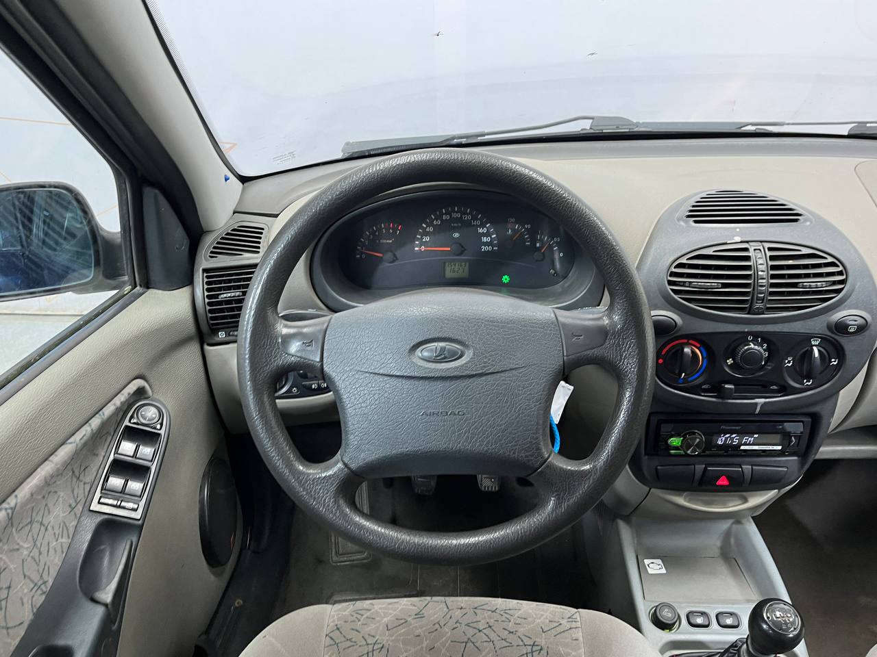 LADA KALINA