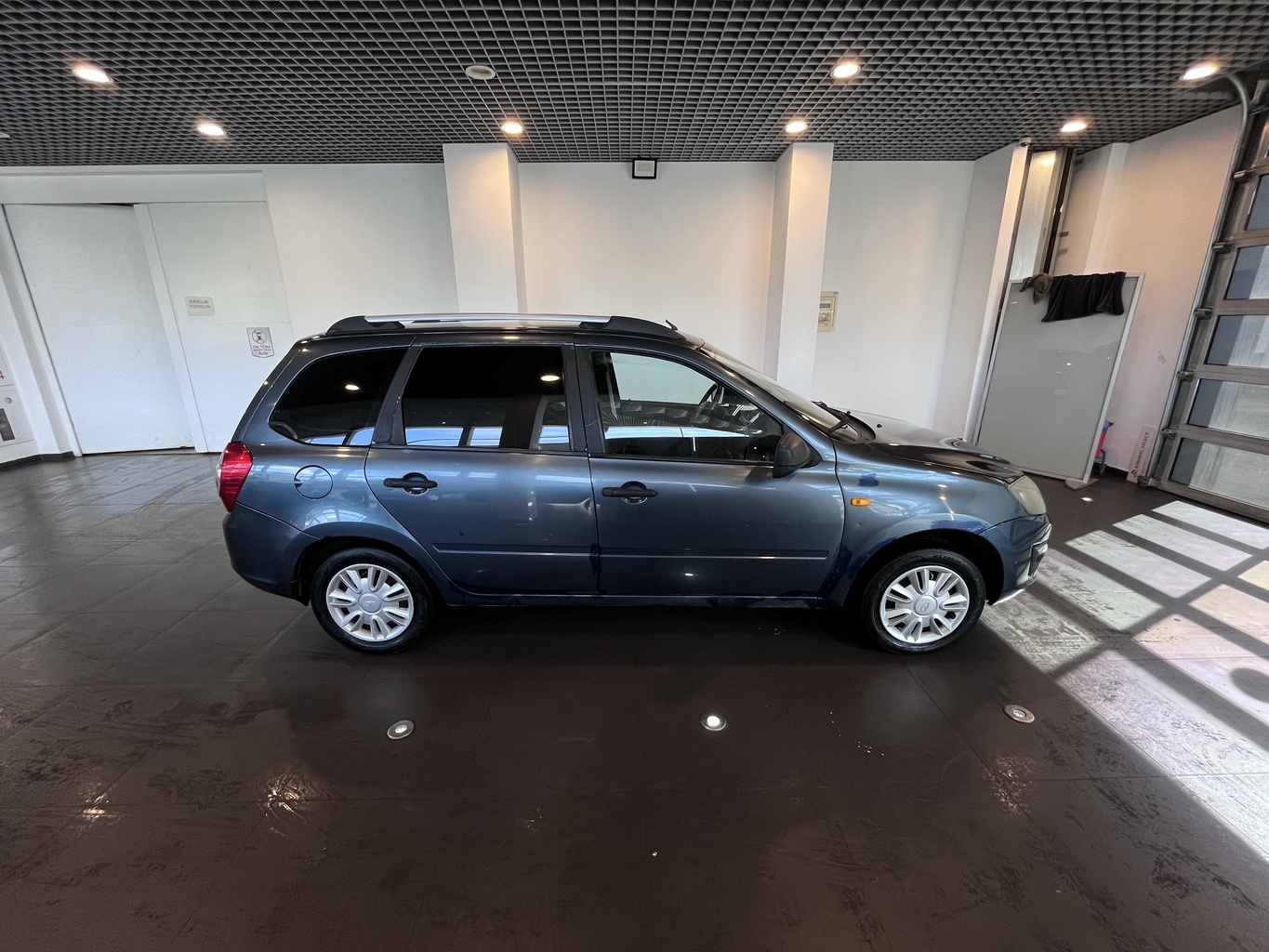 LADA KALINA