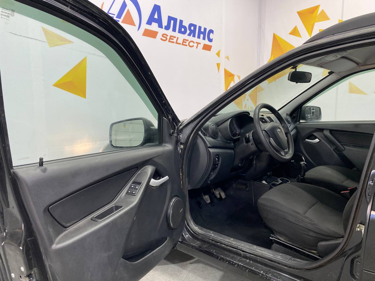 LADA KALINA