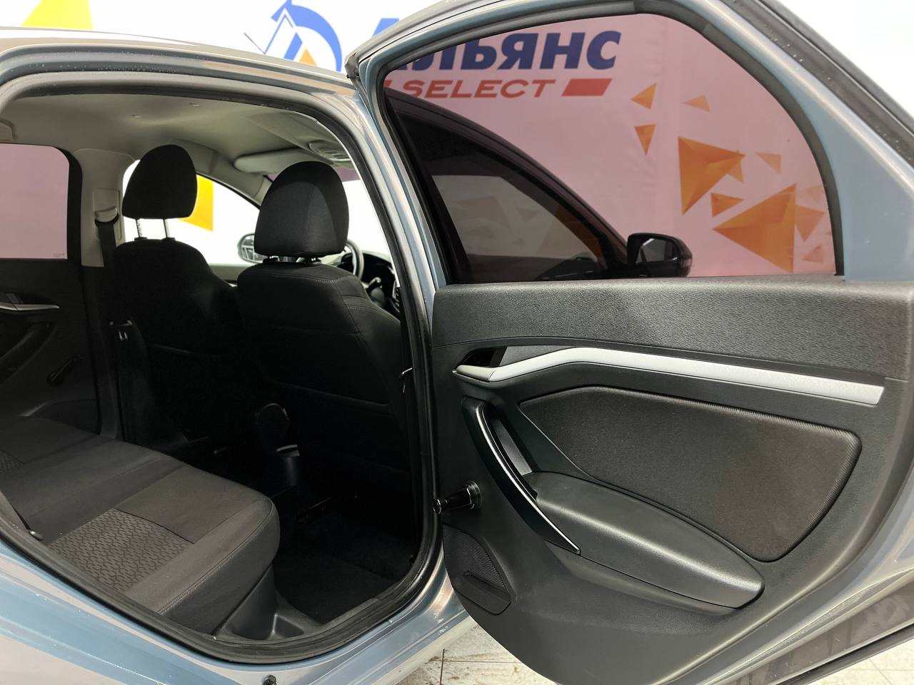 LADA VESTA