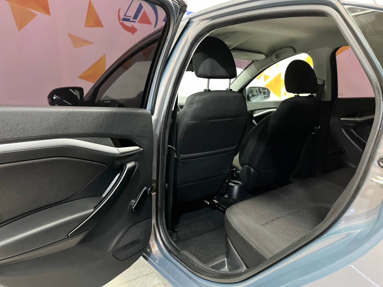 LADA VESTA
