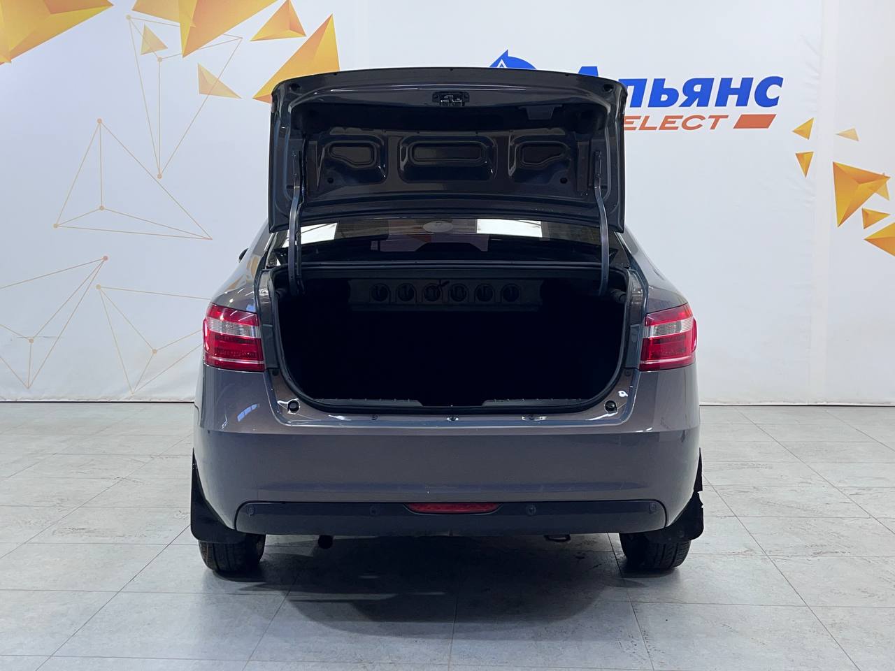 LADA VESTA