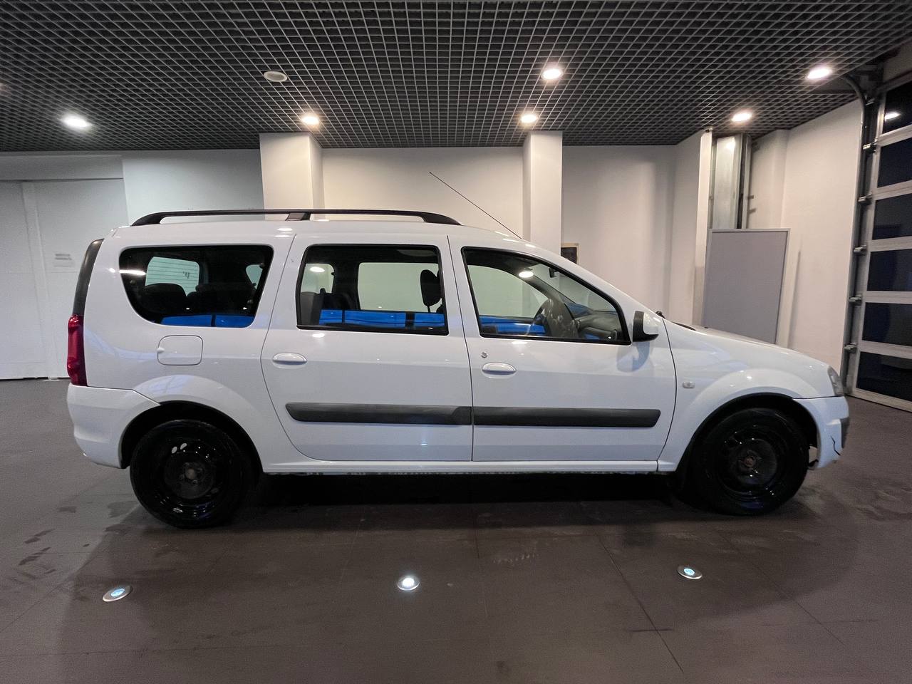 LADA LARGUS