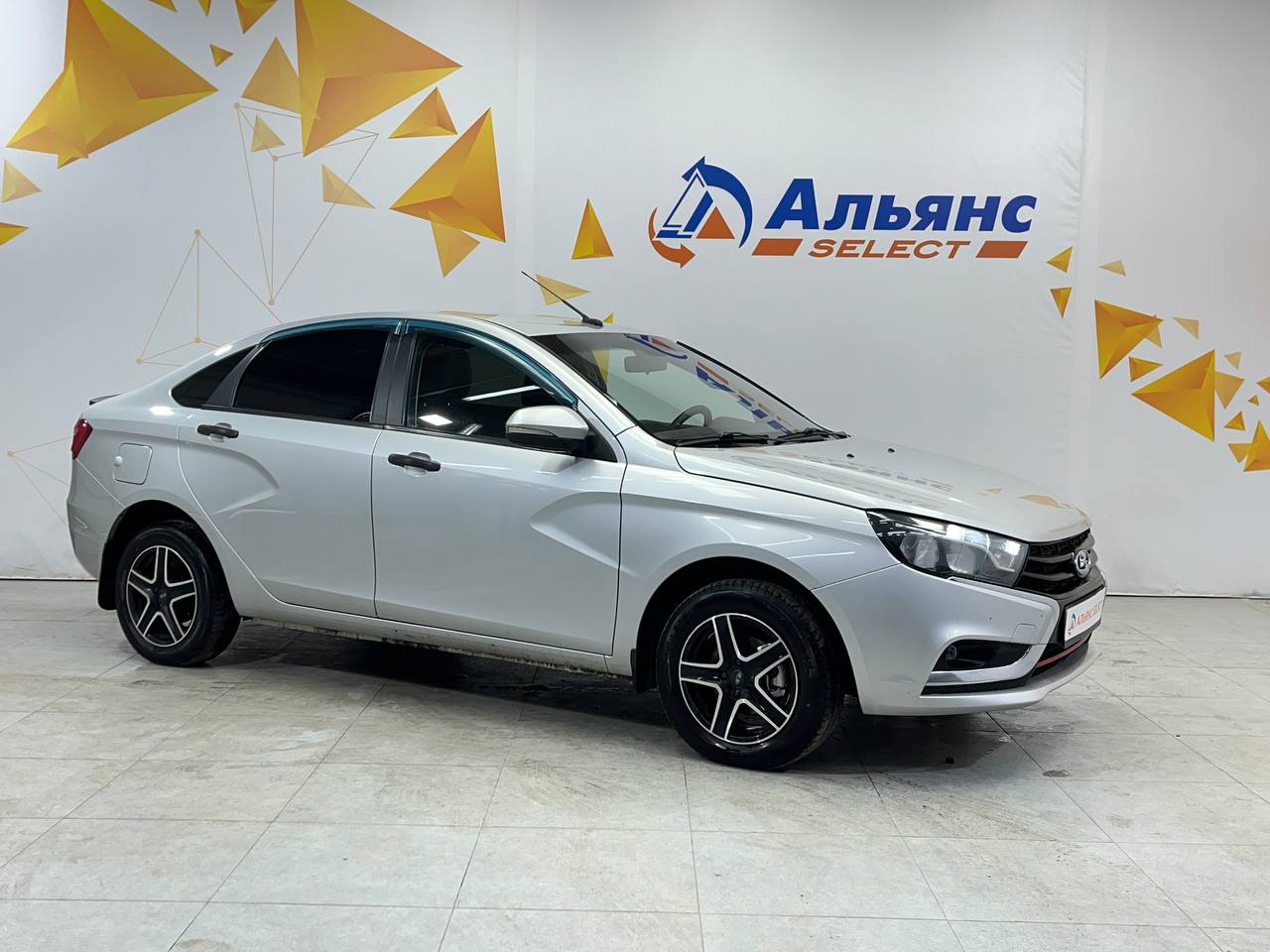 LADA VESTA