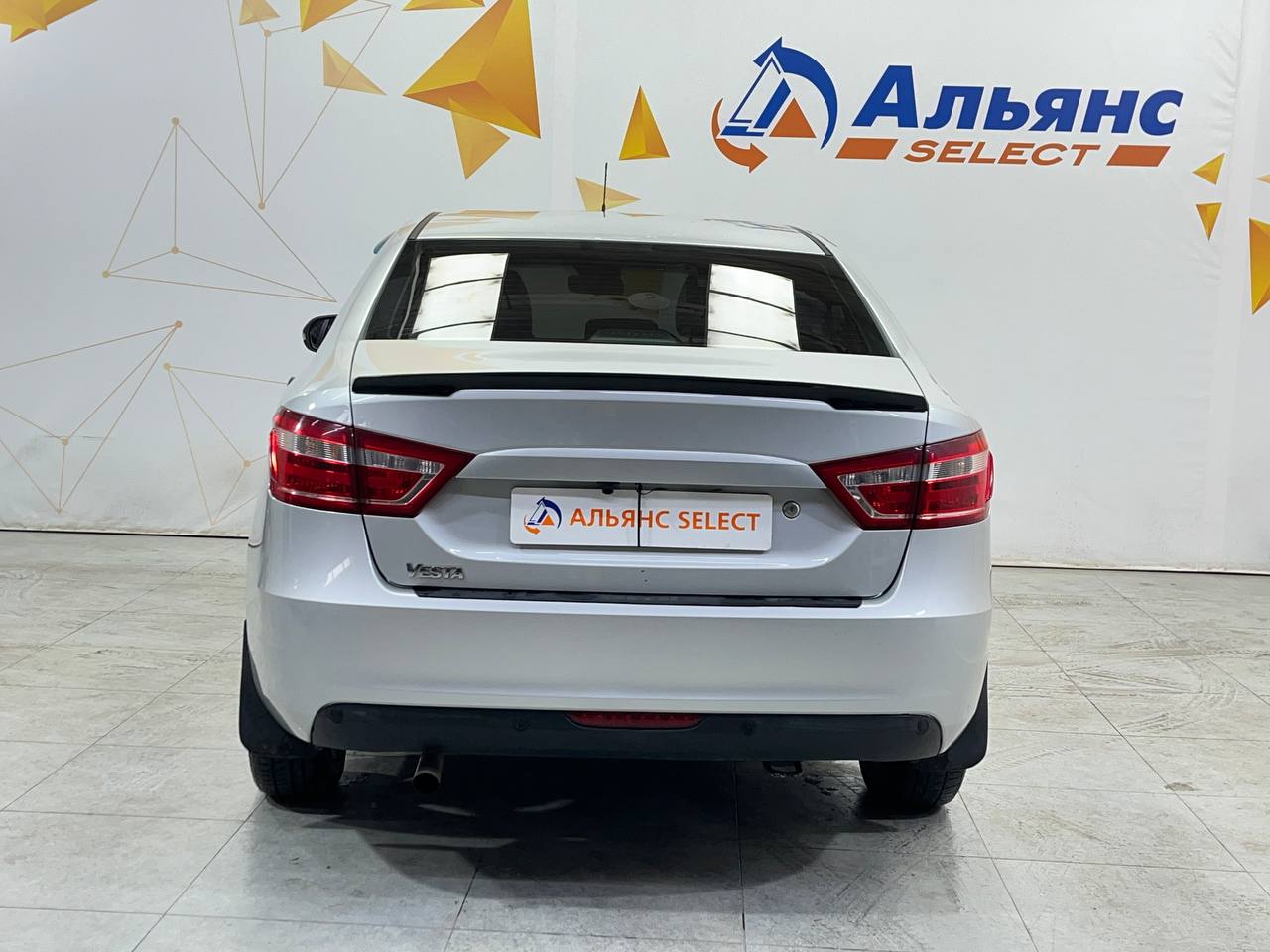LADA VESTA