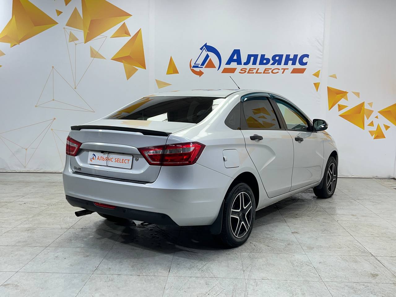LADA VESTA