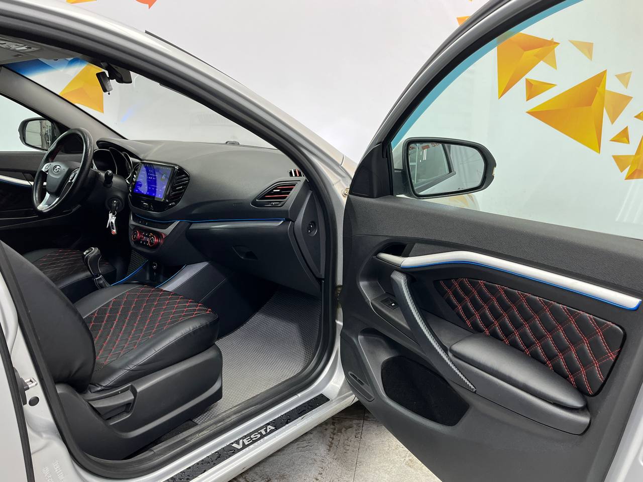 LADA VESTA