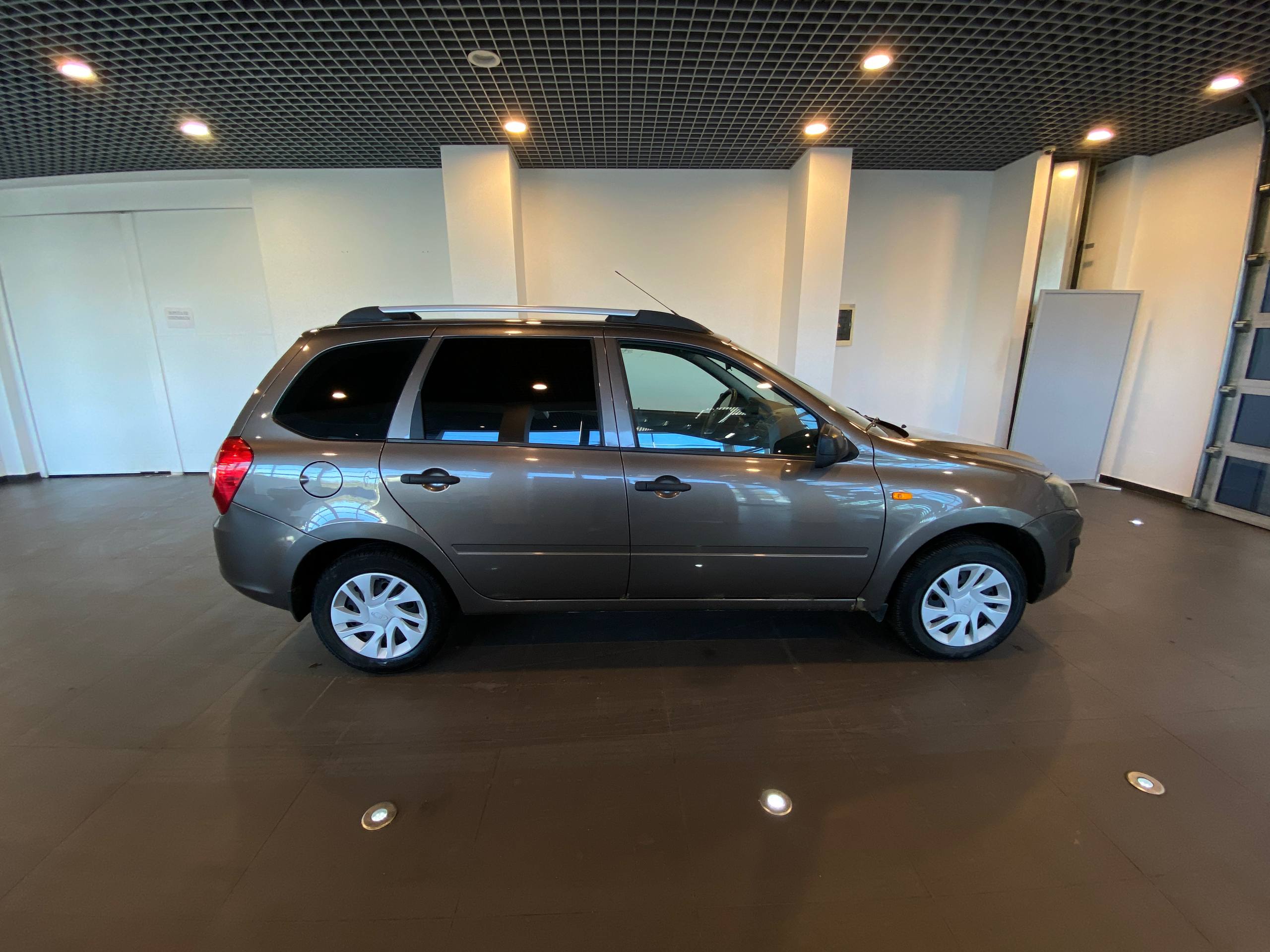 LADA KALINA