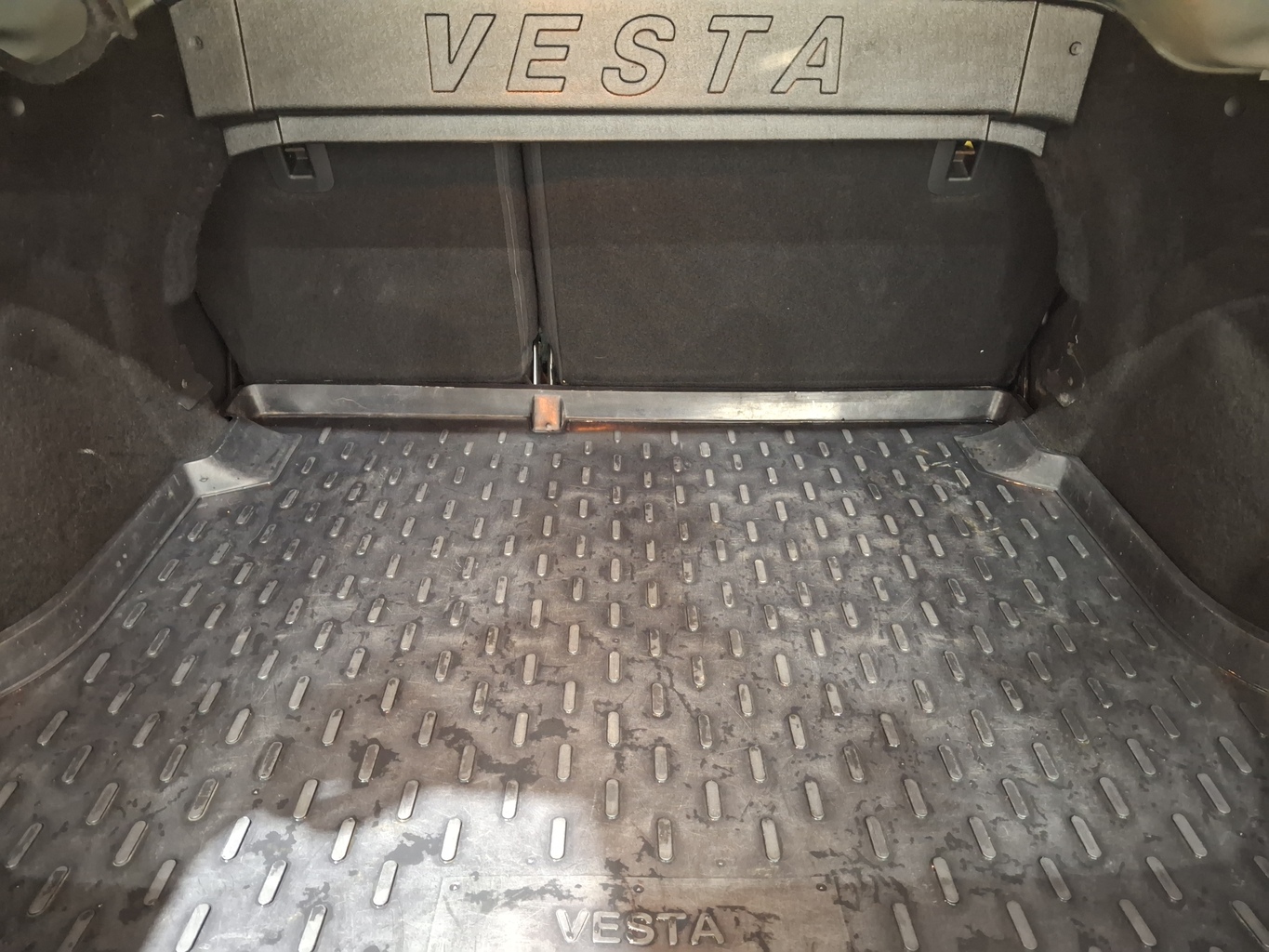 LADA VESTA