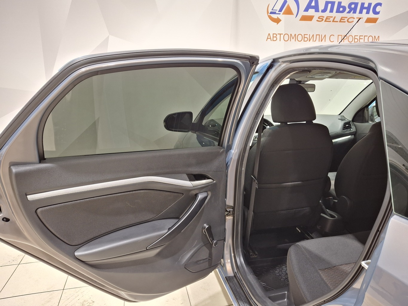 LADA VESTA