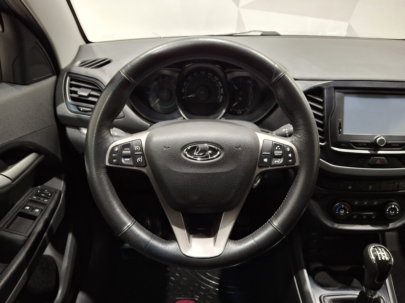 LADA VESTA
